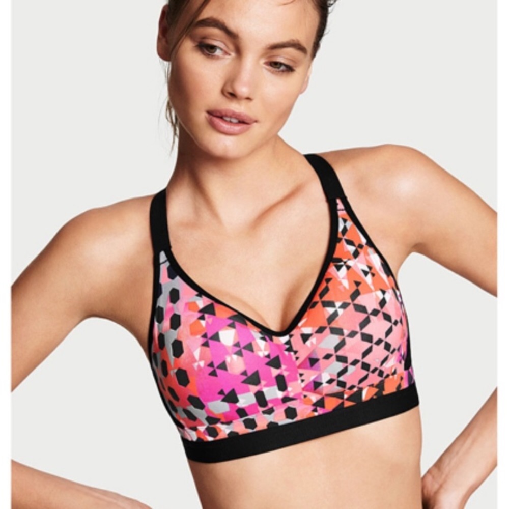 Victoria Secret Incredible Sports Bra 32A